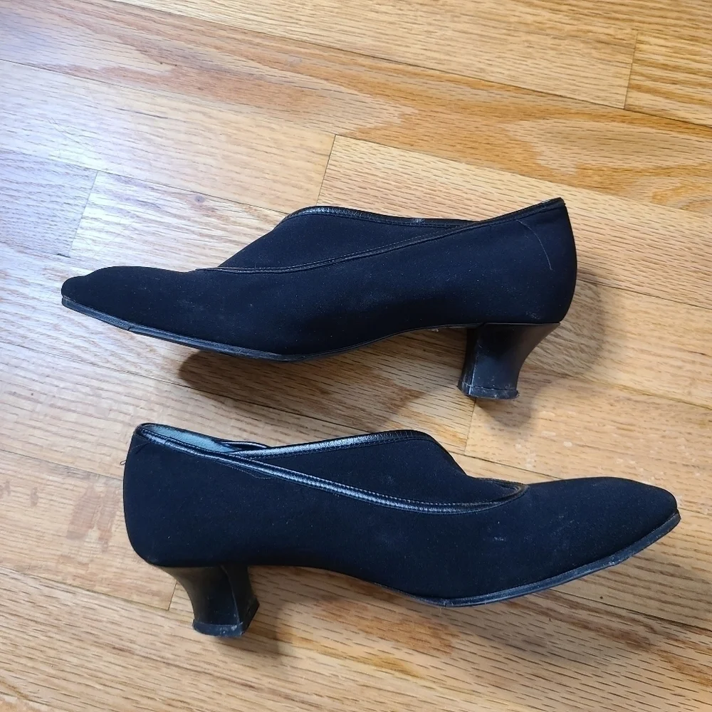 Thierry Rabotin 7.5 Black Kitten Heel Slip On Pumps
